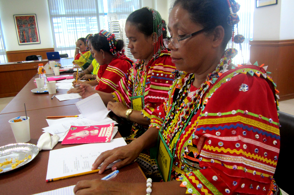 Matigsalug women