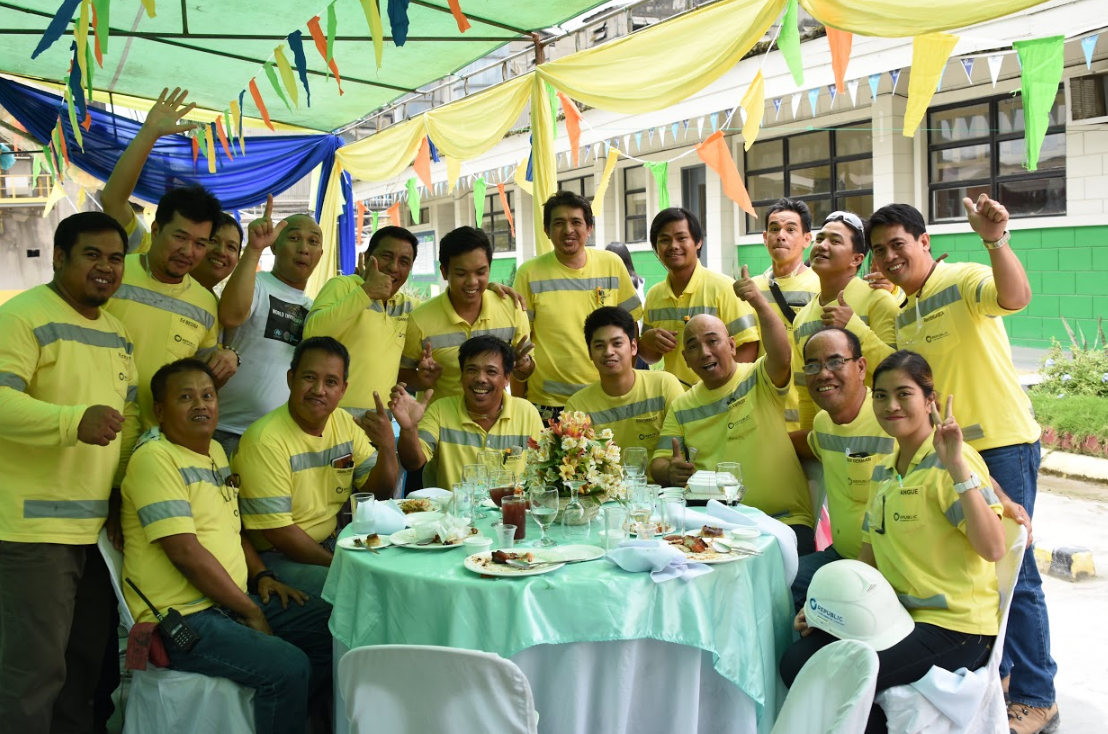 Breaking for a fun lunch in Bulacan