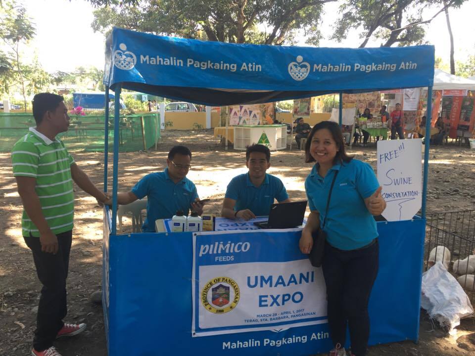 Along with high-quality swine products, Pilmico vets were on hand to provide animal health advice to farmers.
