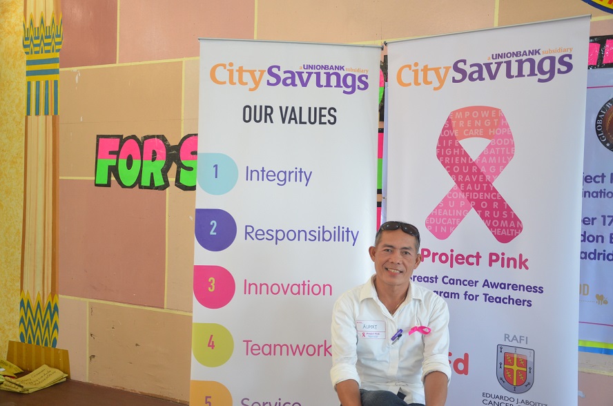 BREAKING STEREOTYPES: Albert Villaceran, an attendee from Madridejos District in Bantayan Island, Cebu braved the crowd and was one of the few men who decided to join the forum. He later on shared his testimonial and key takeaway from CitySavings’ Project Pink.